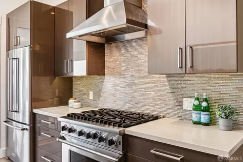 Kitchen - 338 Scott St, San Francisco, CA 94117 photo 3 of 5