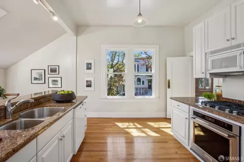 Kitchen - 289 Frederick St, San Francisco, CA 94117 photo 4 of 8