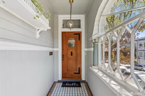 Exterior - 289 Frederick St, San Francisco, CA 94117 photo 4 of 9