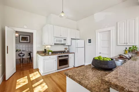 Kitchen - 289 Frederick St, San Francisco, CA 94117 photo 1 of 8