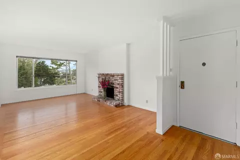 Living - 283 Dellbrook Ave, San Francisco, CA 94131 photo 4 of 4
