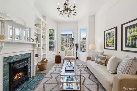 Living - 1030 Sanchez St, San Francisco, CA 94114 photo 2 of 3