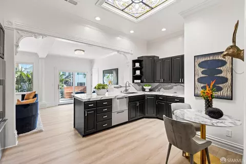 Kitchen - 426 3rd Ave, San Francisco, CA 94118 photo 3 of 4