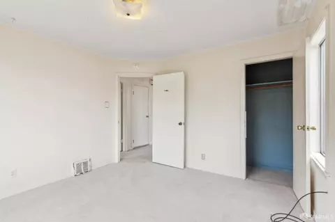 Bedroom - 209 Bridgeview Dr, San Francisco, CA 94124 photo 3 of 6