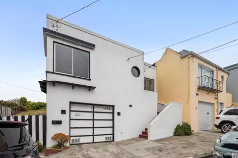 209 Bridgeview Dr, San Francisco, CA 94124