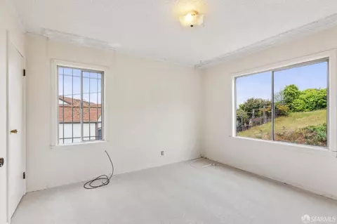 Bedroom - 209 Bridgeview Dr, San Francisco, CA 94124 photo 1 of 6