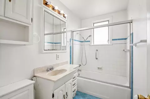 Bath - 209 Bridgeview Dr, San Francisco, CA 94124 photo 1 of 1