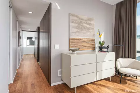 Entry Way - 687 28th St, San Francisco, CA 94131 photo 2 of 6