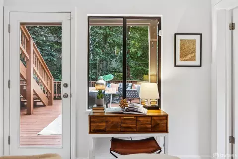 Entry Way - 1395 Alvarado Rd, Berkeley, CA 94705 photo 3 of 3