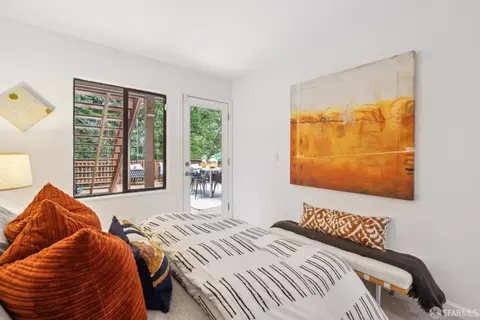Bedroom - 1395 Alvarado Rd, Berkeley, CA 94705 photo 6 of 6