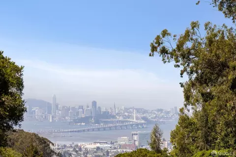 View/Area - 1395 Alvarado Rd, Berkeley, CA 94705 photo 1 of 7