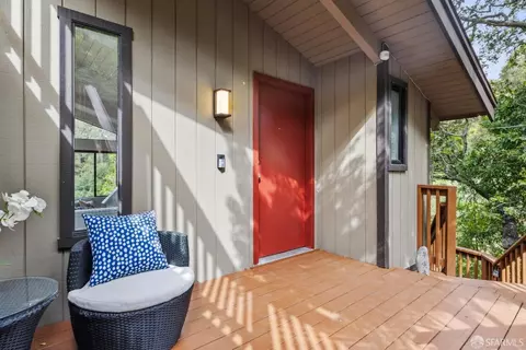 Exterior - 1395 Alvarado Rd, Berkeley, CA 94705 photo 2 of 19