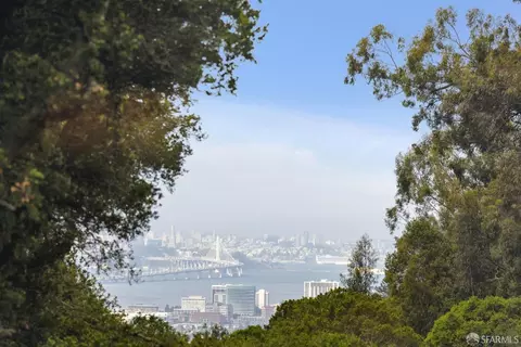 View/Area - 1395 Alvarado Rd, Berkeley, CA 94705 photo 5 of 7