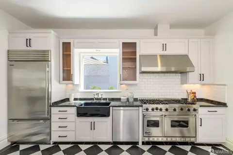 Kitchen - 3165 Folsom St, San Francisco, CA 94110 photo 4 of 7