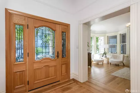 Entry Way - 3165 Folsom St, San Francisco, CA 94110 photo 3 of 4