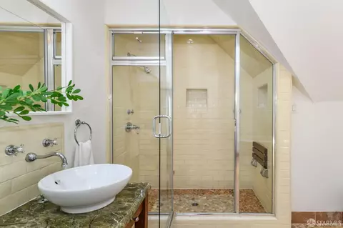 Bath - 3165 Folsom St, San Francisco, CA 94110 photo 5 of 9