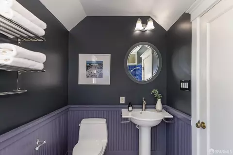 Bath - 3165 Folsom St, San Francisco, CA 94110 photo 6 of 9
