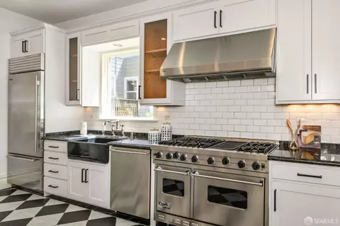 Kitchen - 3165 Folsom St, San Francisco, CA 94110 photo 3 of 7