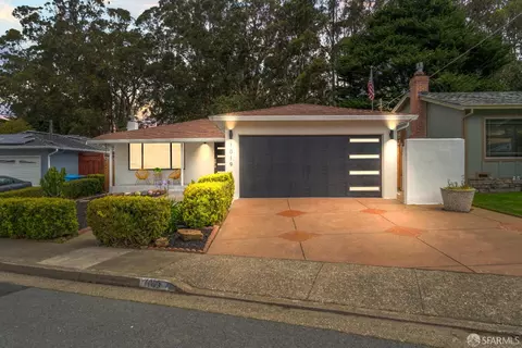 Exterior - 1019 Rio Vista Dr, Pacifica, CA 94044 photo 11 of 16