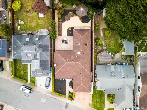View/Area - 1019 Rio Vista Dr, Pacifica, CA 94044 photo 8 of 9