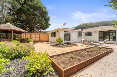 Exterior - 1019 Rio Vista Dr, Pacifica, CA 94044 photo 9 of 16