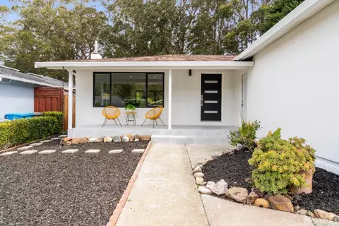 Exterior - 1019 Rio Vista Dr, Pacifica, CA 94044 photo 5 of 16
