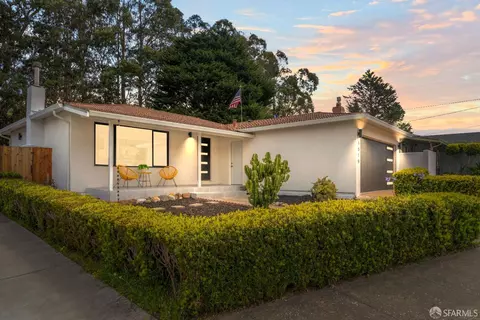Exterior - 1019 Rio Vista Dr, Pacifica, CA 94044 photo 12 of 16