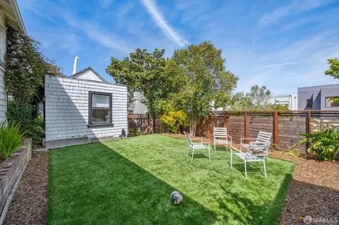 Exterior - 411 Clipper St, San Francisco, CA 94114 photo 3 of 7