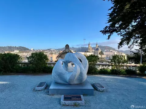 View/Area - 25 Roselyn Ter, San Francisco, CA 94118 photo 1 of 2