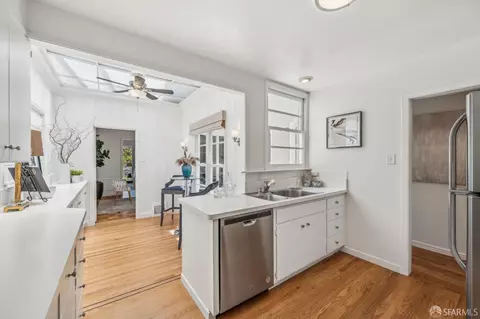 Kitchen - 25 Roselyn Ter, San Francisco, CA 94118 photo 5 of 6