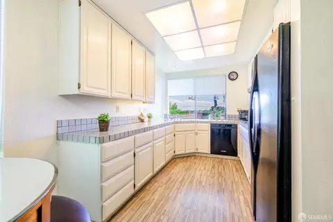 Kitchen - 3370 Longview Ct, San Pablo, CA 94806 photo 1 of 10