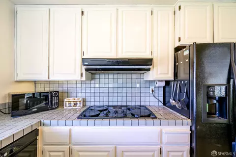 Kitchen - 3370 Longview Ct, San Pablo, CA 94806 photo 3 of 10