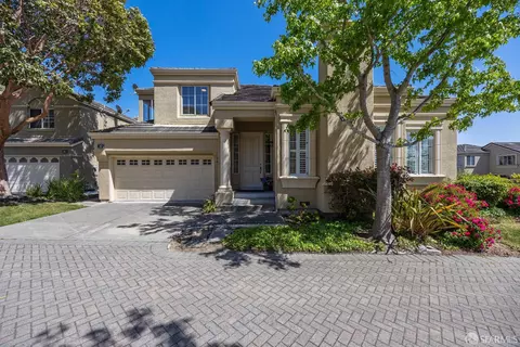 32 Parkgrove Dr, South San Francisco, CA 94080