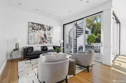 Living - 30 Bird St, San Francisco, CA 94110 photo 2 of 3