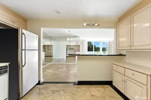 110 Park Rd #604, Burlingame, CA 94010