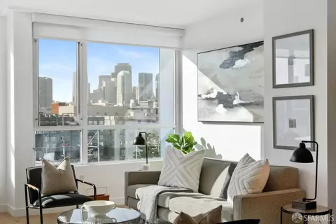 300 Berry St #611, San Francisco, CA 94158