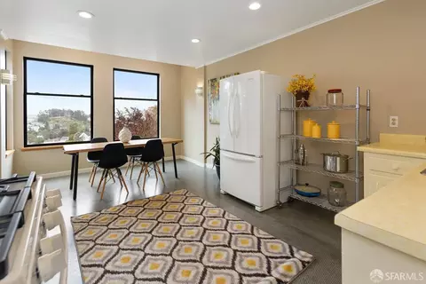 Kitchen - 151 Moffitt St, San Francisco, CA 94131 photo 3 of 3