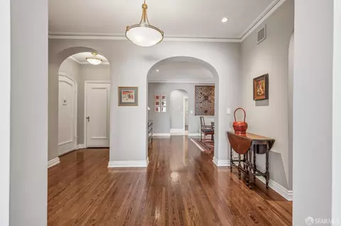1870 Jackson St #404, San Francisco, CA 94109 photo 4