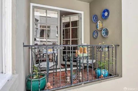 1870 Jackson St #404, San Francisco, CA 94109 photo 6
