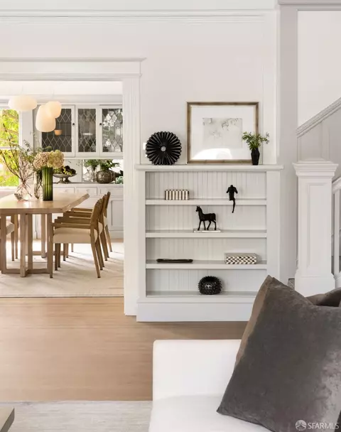 Entry Way - 19 Jordan Ave, San Francisco, CA 94118 photo 2 of 7