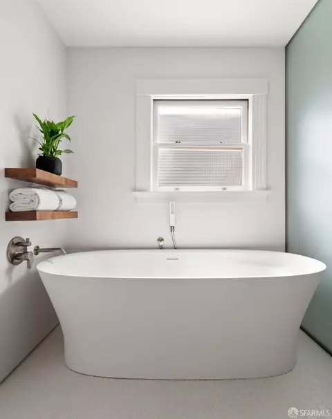 Bath - 19 Jordan Ave, San Francisco, CA 94118 photo 5 of 8
