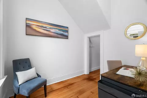 Entry Way - 268 9th Ave, San Francisco, CA 94118 photo 1 of 1