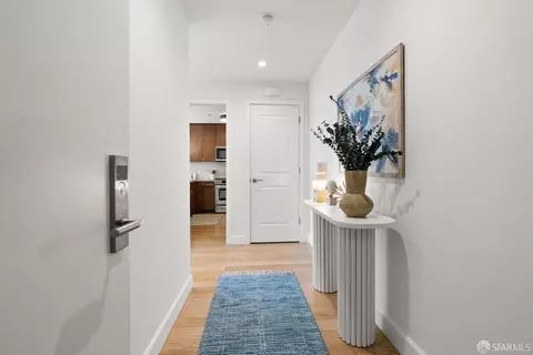Entry Way - 77 Van Ness Ave #405, San Francisco, CA 94102 photo 1 of 2