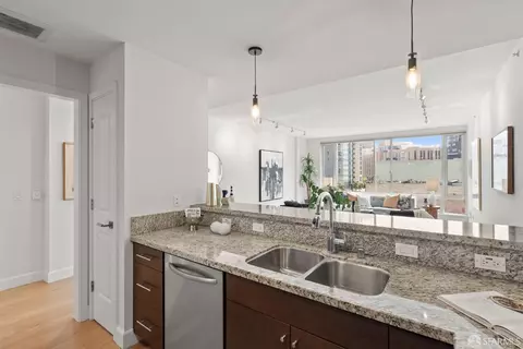 Kitchen - 77 Van Ness Ave #405, San Francisco, CA 94102 photo 3 of 3