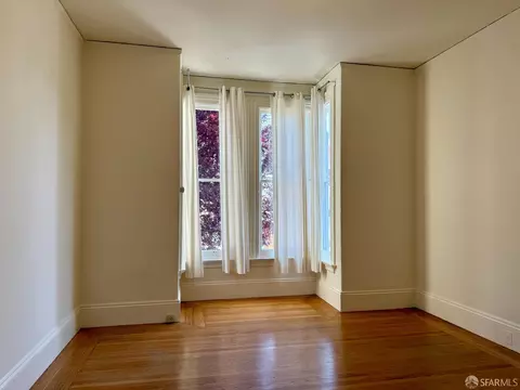 Bedroom - 3543 24th St, San Francisco, CA 94110 photo 2 of 5