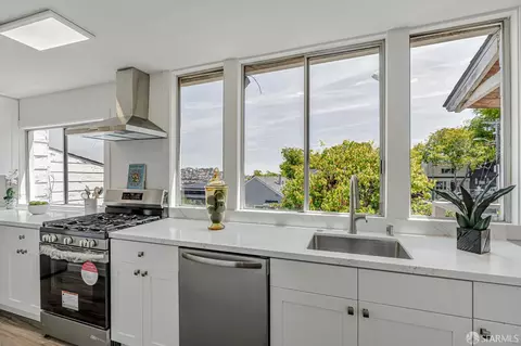 Kitchen - 99 Manchester St, San Francisco, CA 94110 photo 1 of 3