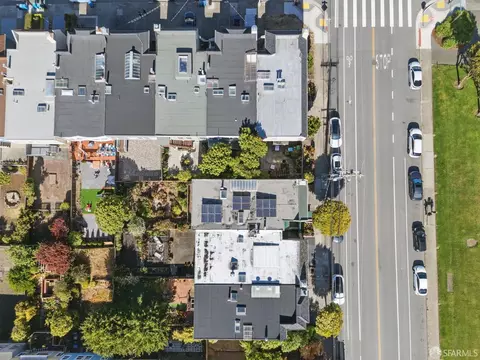 View/Area - 1722 Ortega St, San Francisco, CA 94122 photo 2 of 9