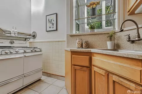 Kitchen - 1722 Ortega St, San Francisco, CA 94122 photo 2 of 4