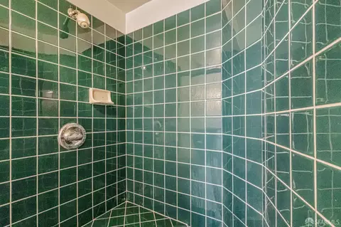 Bath - 1722 Ortega St, San Francisco, CA 94122 photo 5 of 5