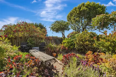 Exterior - 1722 Ortega St, San Francisco, CA 94122 photo 7 of 8
